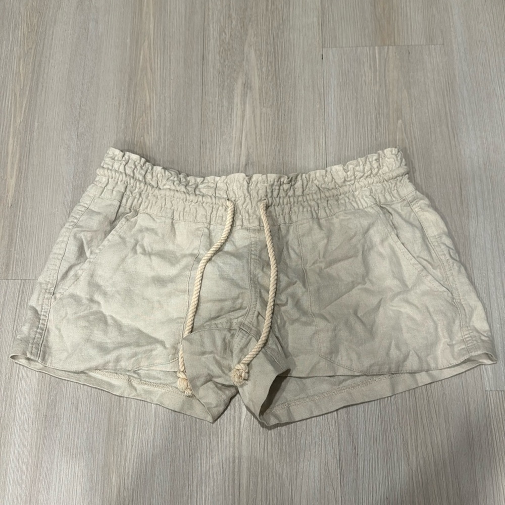 Linen shorts